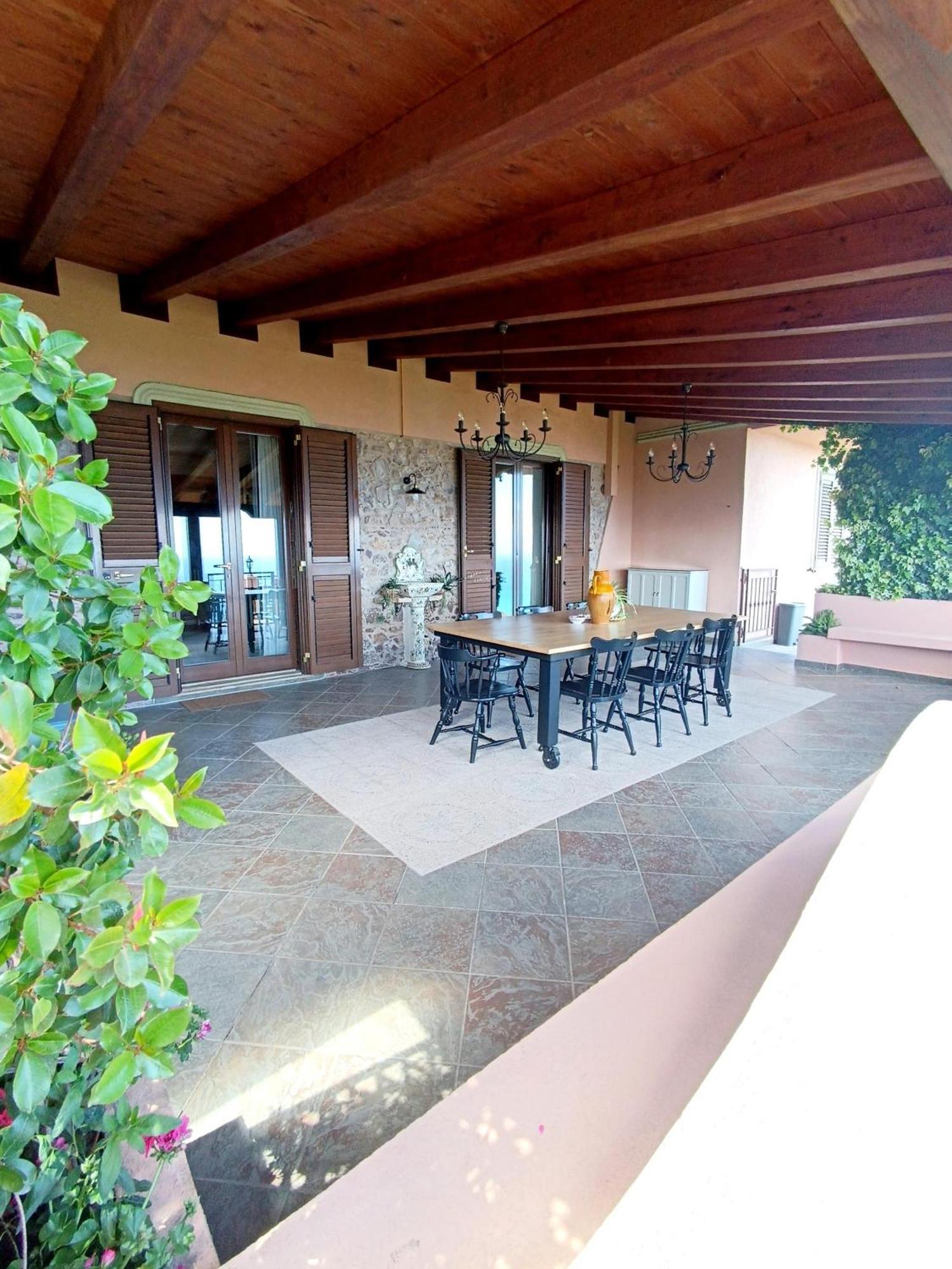 לינה וארוחת בוקר ג'ויוזה מריאה La Casa Di Matilde מראה חיצוני תמונה